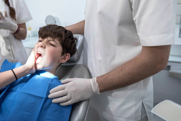 Best Emergency Tooth Extraction in Lonoke, AR